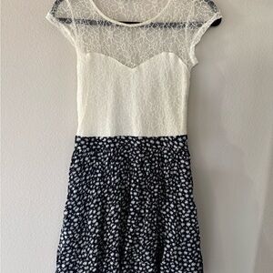 Kimchi Blue White Lace Top with Aqua Brand Tag